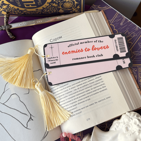 Закладка для книг з китицею  "Enemies to lover book club" фото
